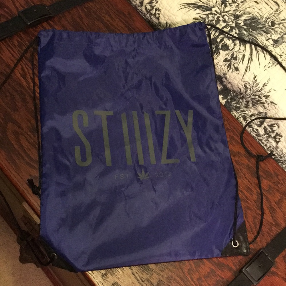 Nylon drawstring STEZY (420 promo) free with bundle $20 +